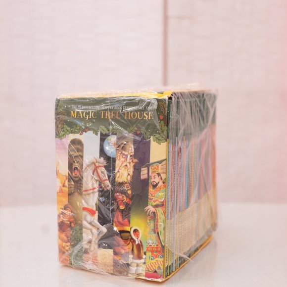 Magic Tree House Set of Books 1-28 NIP Mary Pop Osborne - Picture 2 of 3